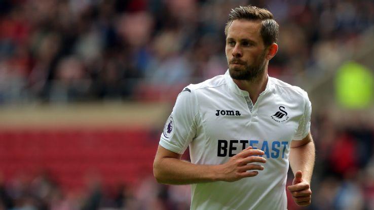 杜兰特连续得分，全队士气高涨（杜兰特连连得手，球队士气飙升）