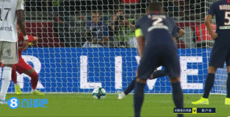 足球亚洲最佳球员候选名单公布，国脚成功入围（亚洲最佳足球员候选名单出炉，国脚榜上有名）