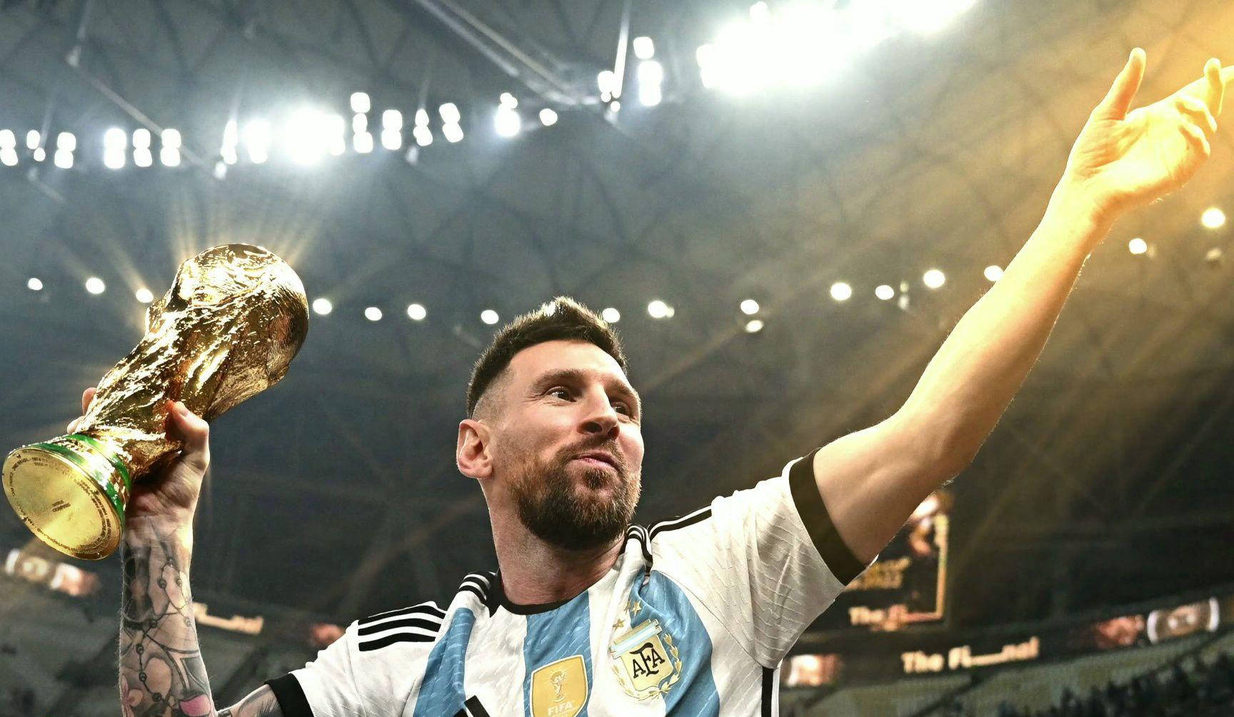 脸都不要了!欧联冠军踢出耻辱一战，主场2红5黄输球又输人（欧联冠军耻辱之夜：主场2红5黄，输球又丢人）